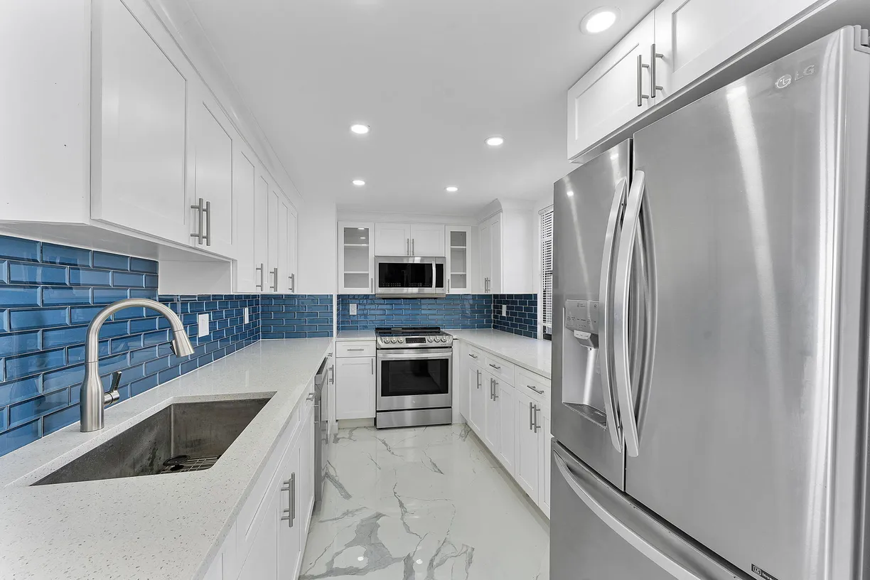 South Florida Real Estate | View 5200 N Flagler Drive, 2206 | Listing