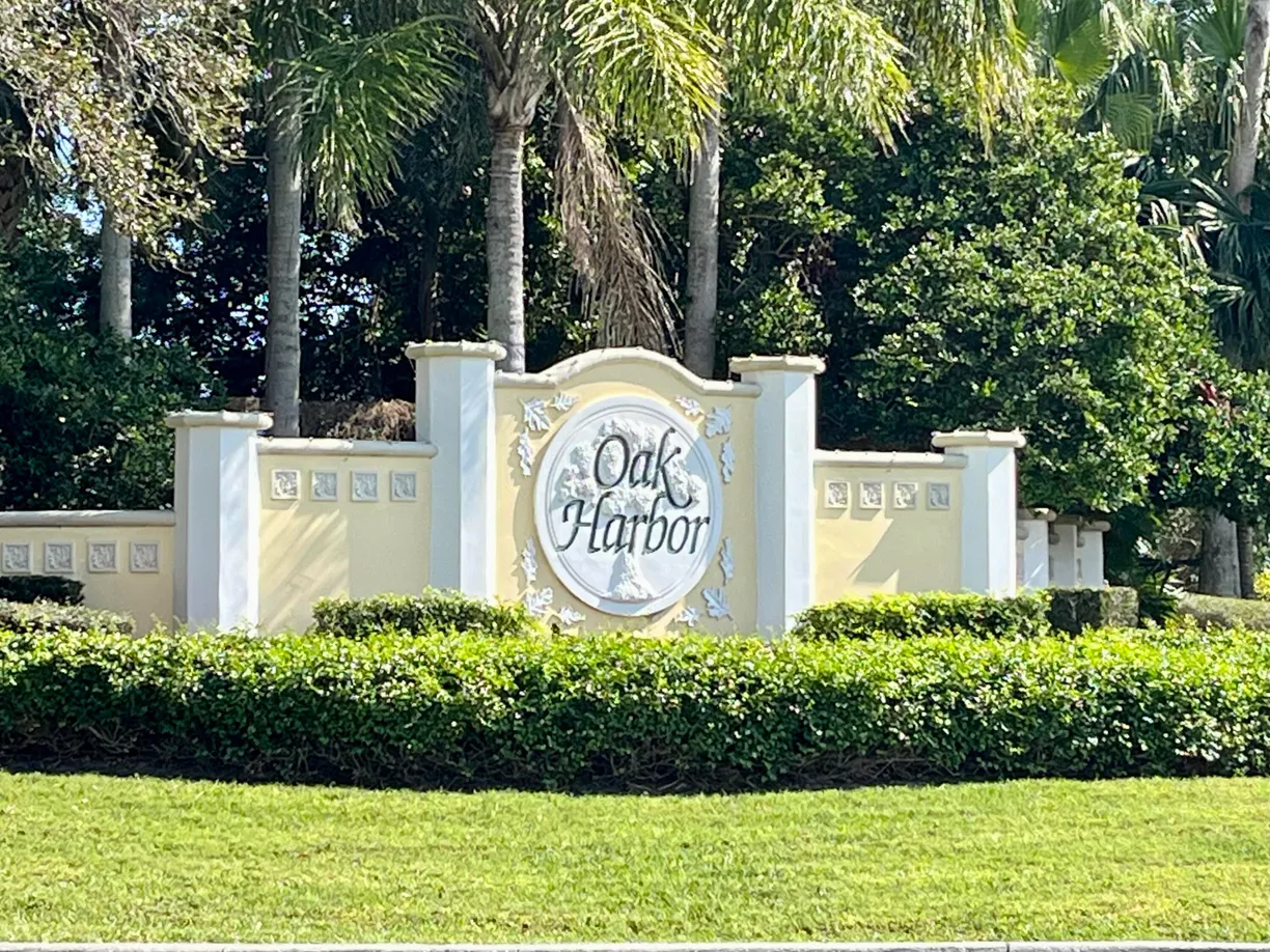 South Florida Real Estate | View 1135 St Georges Lane | Listing