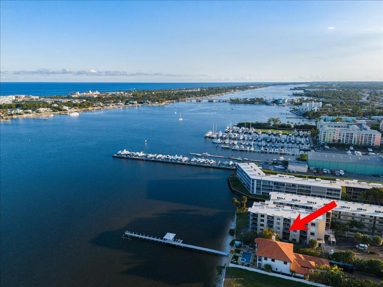 South Florida Real Estate | View 896 N Federal Highway, 322 | Listing