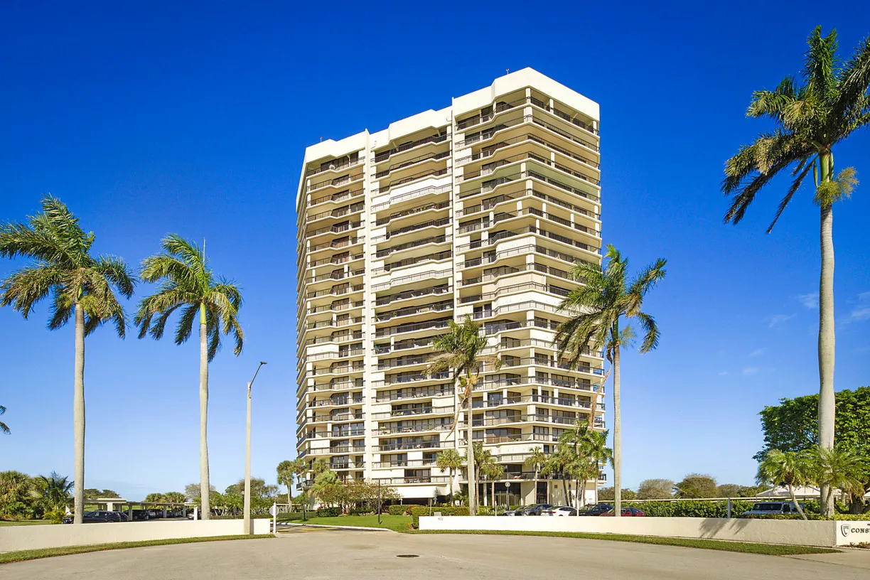 South Florida Real Estate | View 1900 Consulate Place, 1601 | 3 Beds, 2 Baths