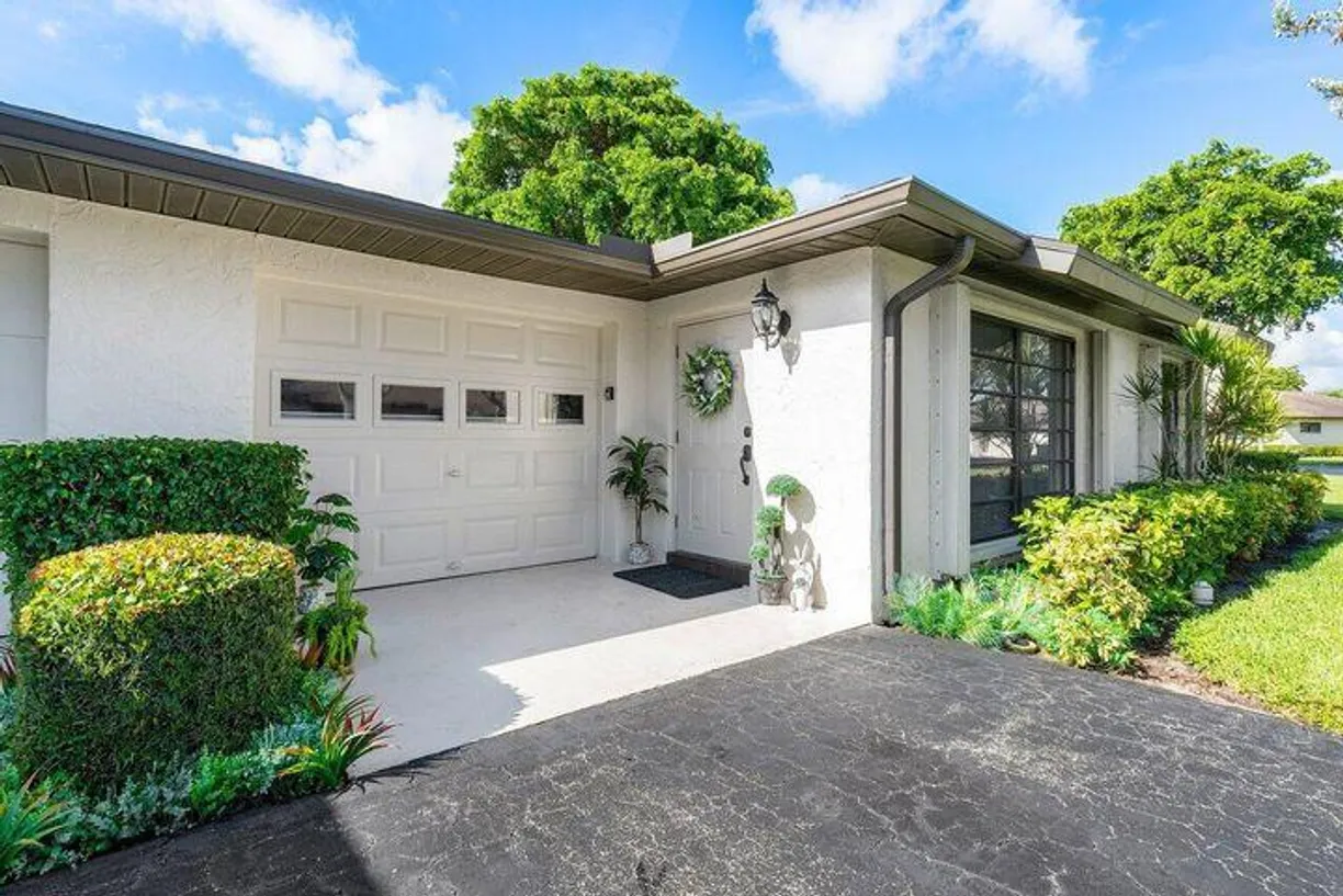 South Florida Real Estate | View 4948 Equestrian Circle, B | Listing