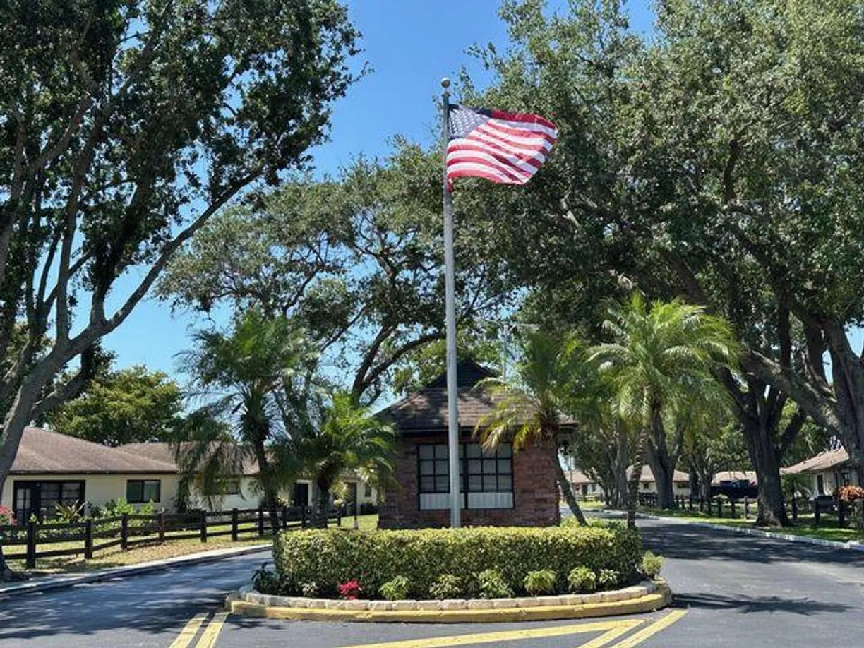 South Florida Real Estate | View 4948 Equestrian Circle, B | 2 Beds, 2 Baths