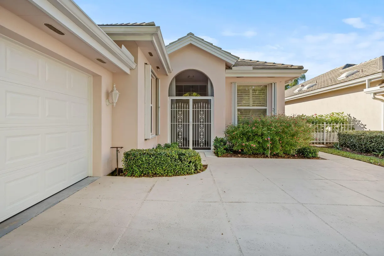 South Florida Real Estate | View 5082 SE Inkwood Way | Listing