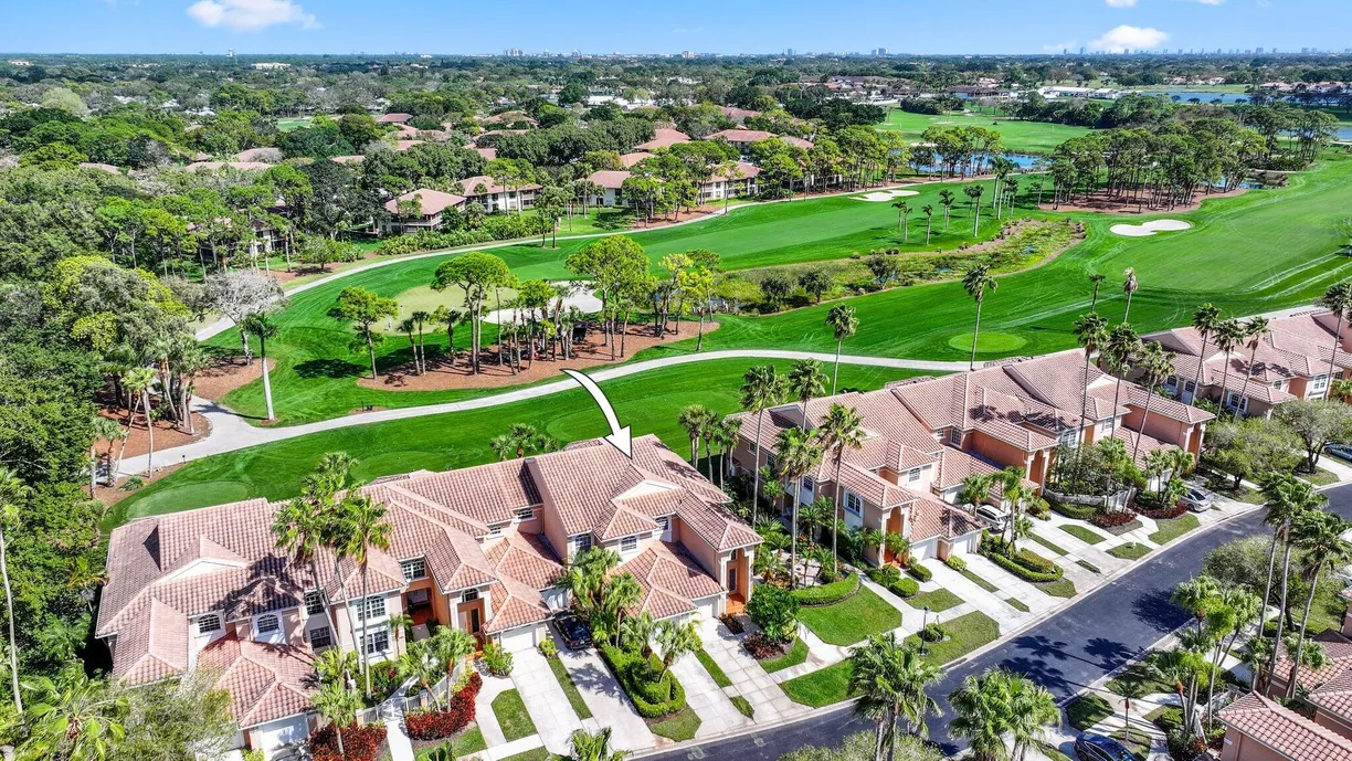 South Florida Real Estate | View 207 Legendary Circle | Listing