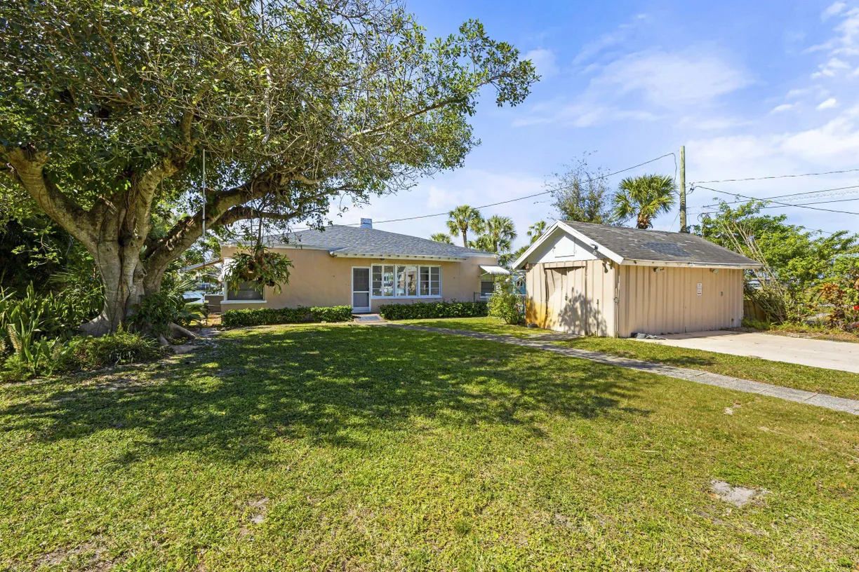 South Florida Real Estate | View 2034 Melody Lane | Listing