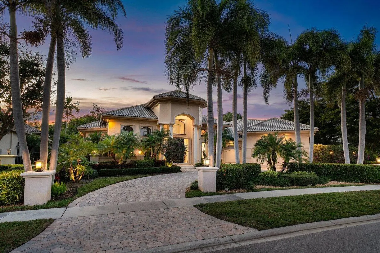 South Florida Real Estate | View 5848 Vintage Oaks Circle | 4 Beds, 4 Baths
