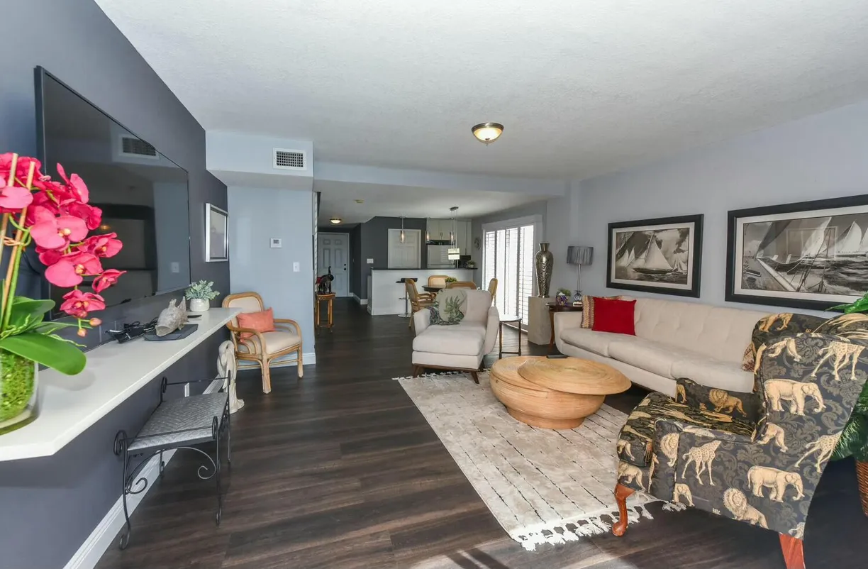 South Florida Real Estate | View 353 S Us Highway 1, B306 | Listing