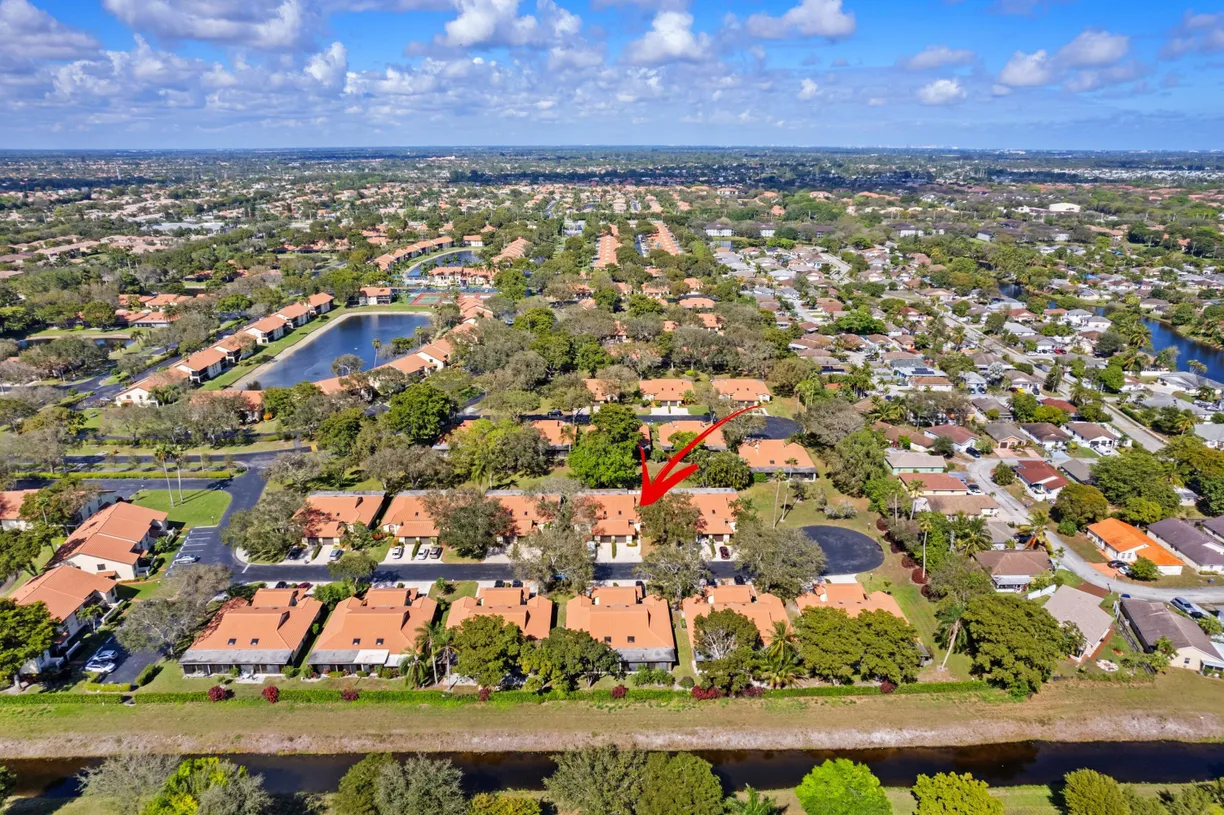 South Florida Real Estate | View 5797 Brook Bound Lane, B | 3 Beds, 2 Baths