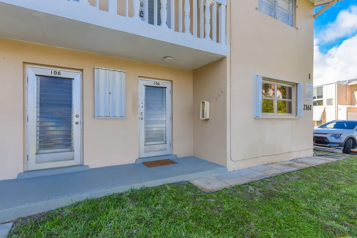 South Florida Real Estate | View 2161 NE 1st Court, 106 | 2 Beds, 2 Baths