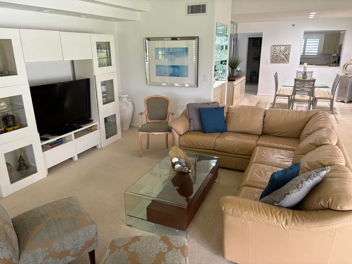 South Florida Real Estate | View 15314 Strathearn Drive, 11603 | 2 Beds, 2 Baths