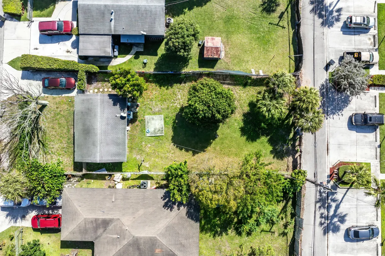 South Florida Real Estate | View 218 SW 11th Avenue | Listing