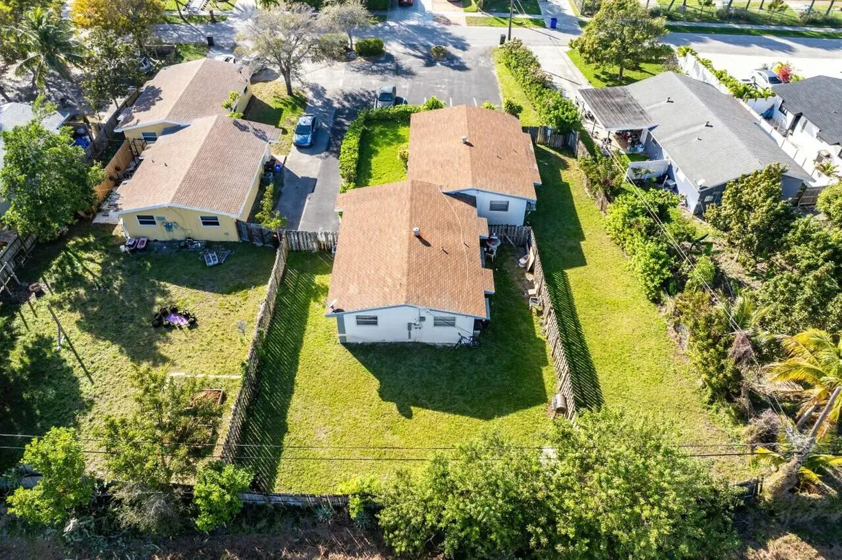 South Florida Real Estate | View 1651 NE 3rd Avenue | Listing