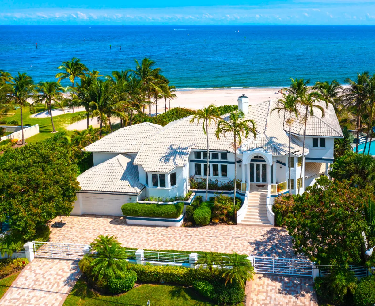South Florida Real Estate | View 2204 Bay Drive | 5 Beds, 4 Baths