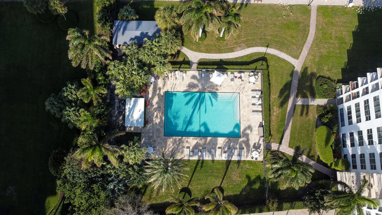 South Florida Real Estate | View 875 E Camino Real, 5b | Listing