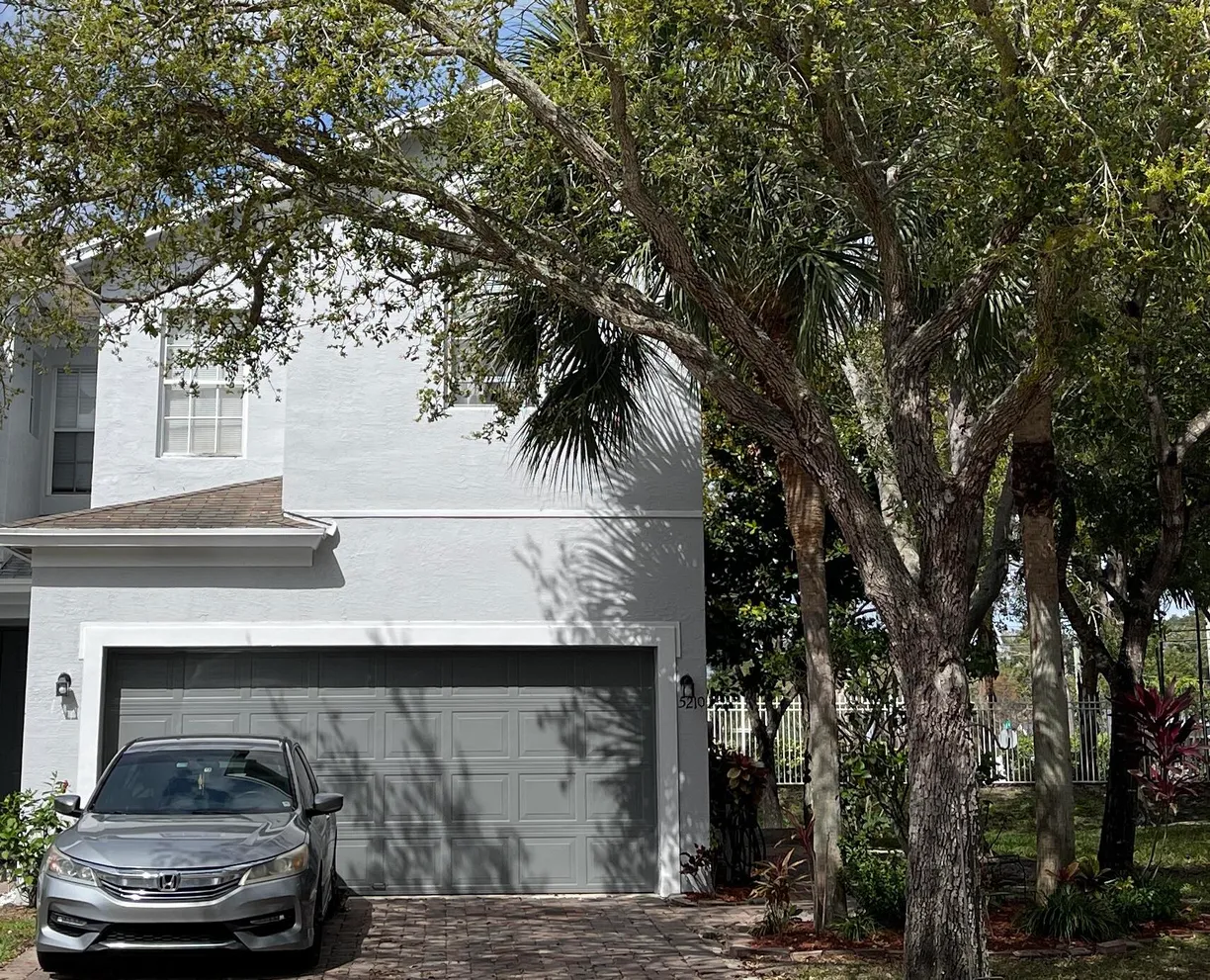 South Florida Real Estate | View 5210 White Oleander | 3 Beds, 2 Baths