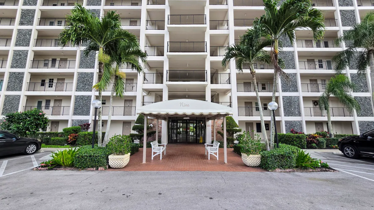 South Florida Real Estate | View 3100 N Palm Aire Drive, 604 | Listing
