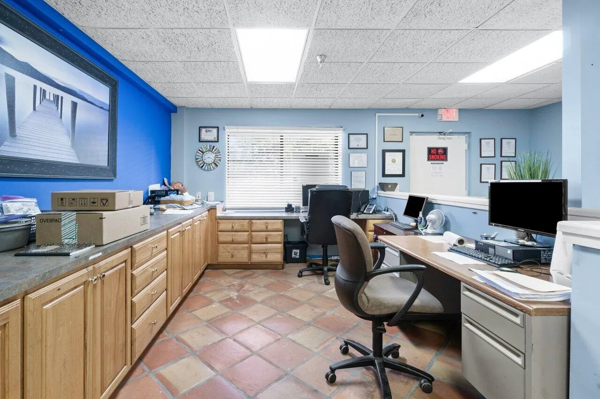 South Florida Real Estate | View 400 Executive Center Drive, 209