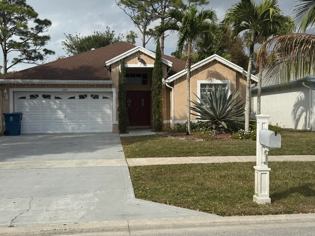 South Florida Real Estate | View 109 Belmont Drive | 3 Beds, 2 Baths