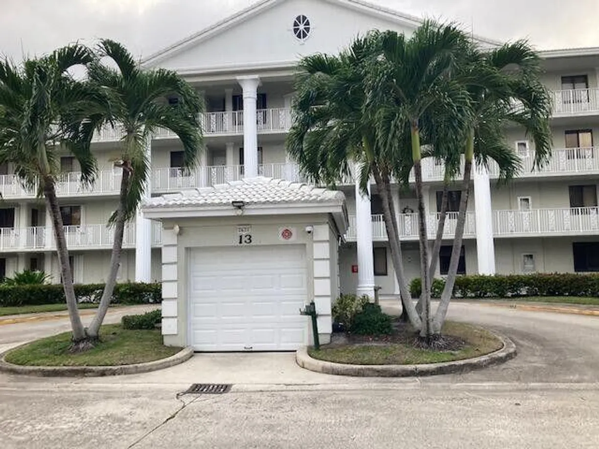 South Florida Real Estate | View 2621 Village Boulevard, 104 | 2 Beds, 2 Baths