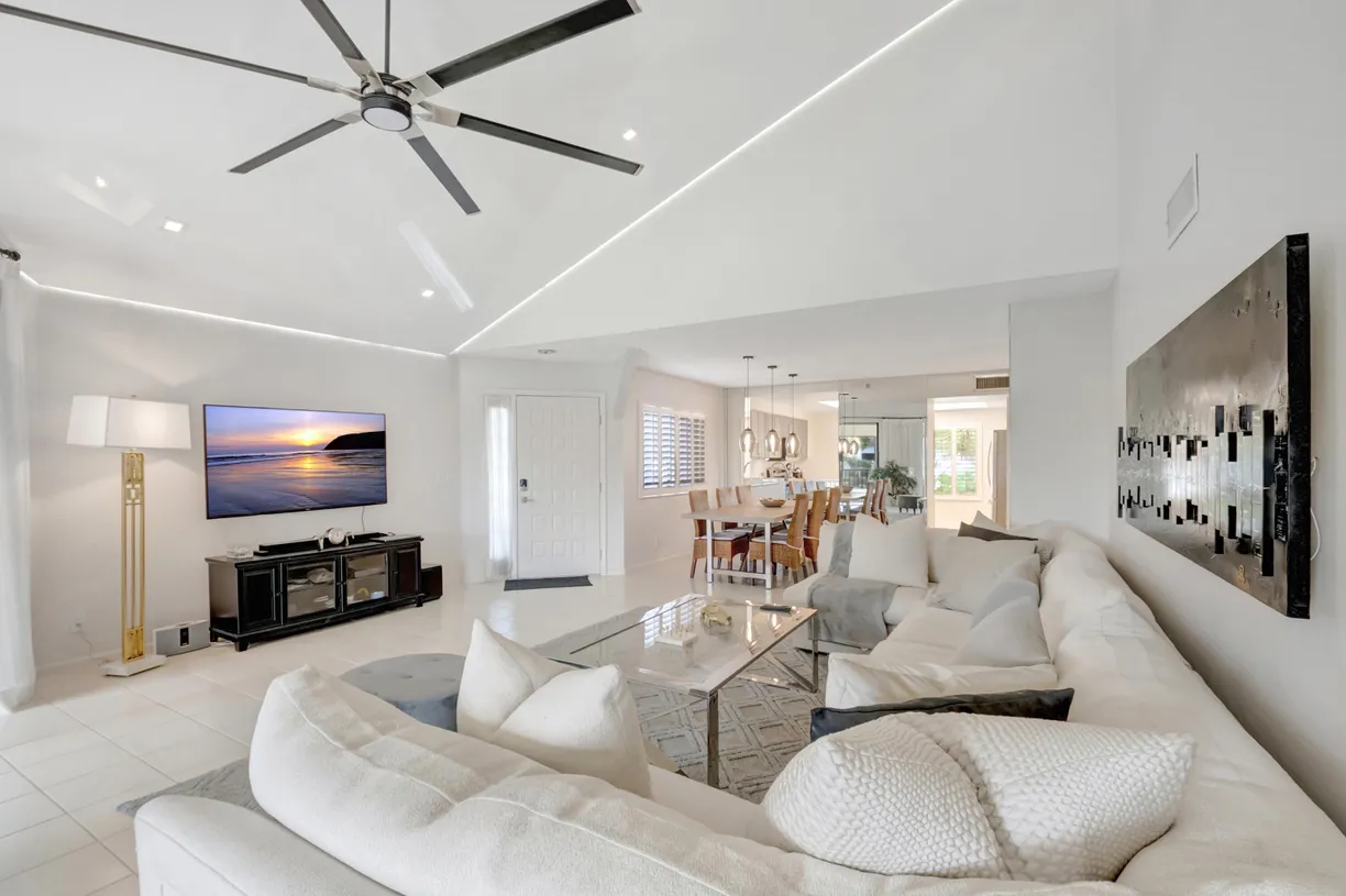 South Florida Real Estate | View 15334 Strathearn Drive, 12104 | Listing