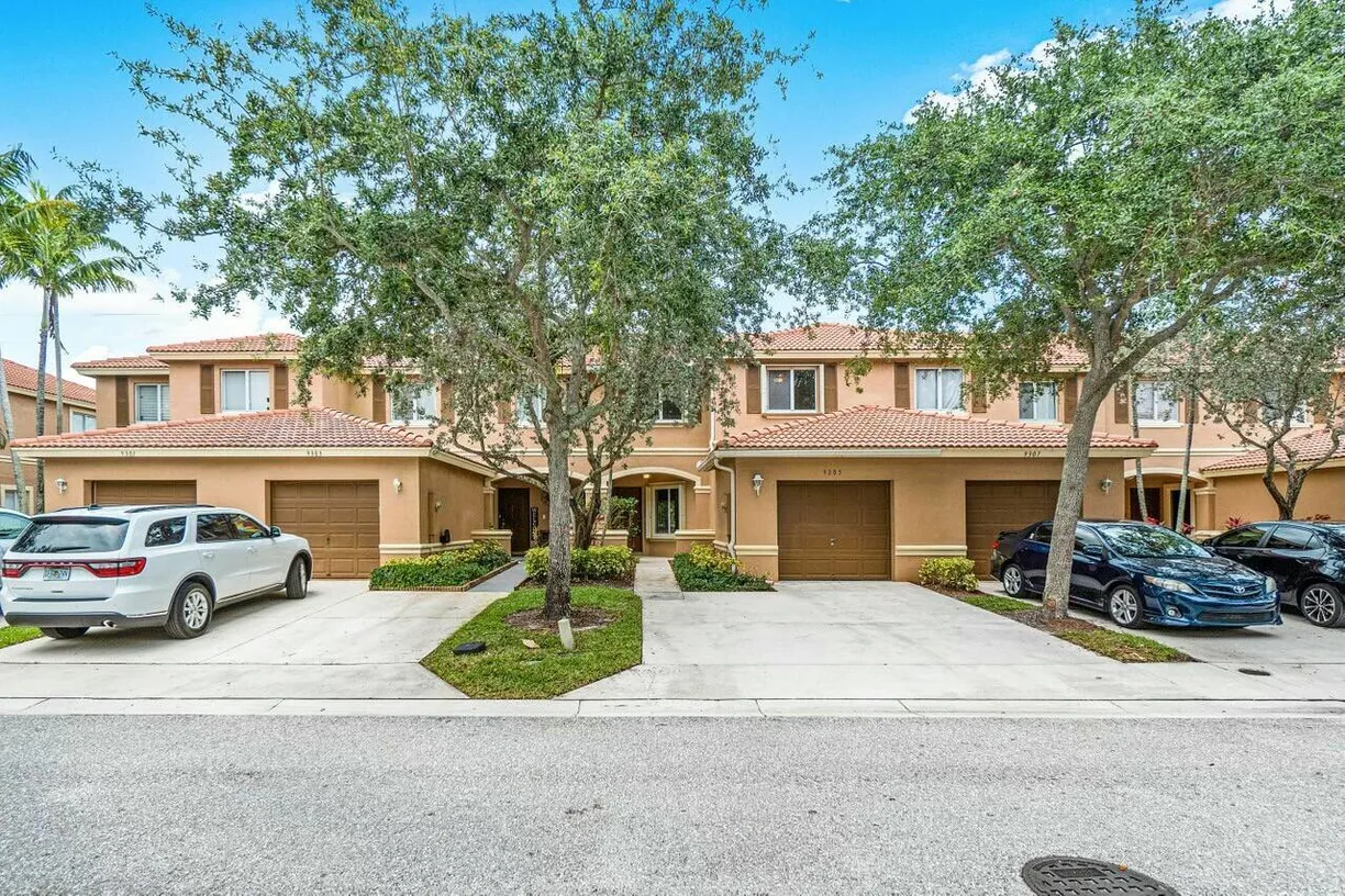 South Florida Real Estate | View 9305 Lily Bank Court | 3 Beds, 2 Baths