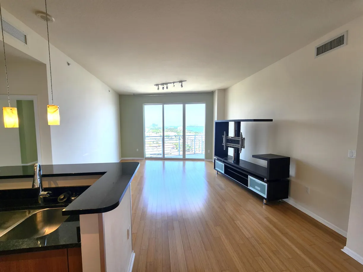 South Florida Real Estate | View 1551 N Flagler Drive, Ph L7 | Listing