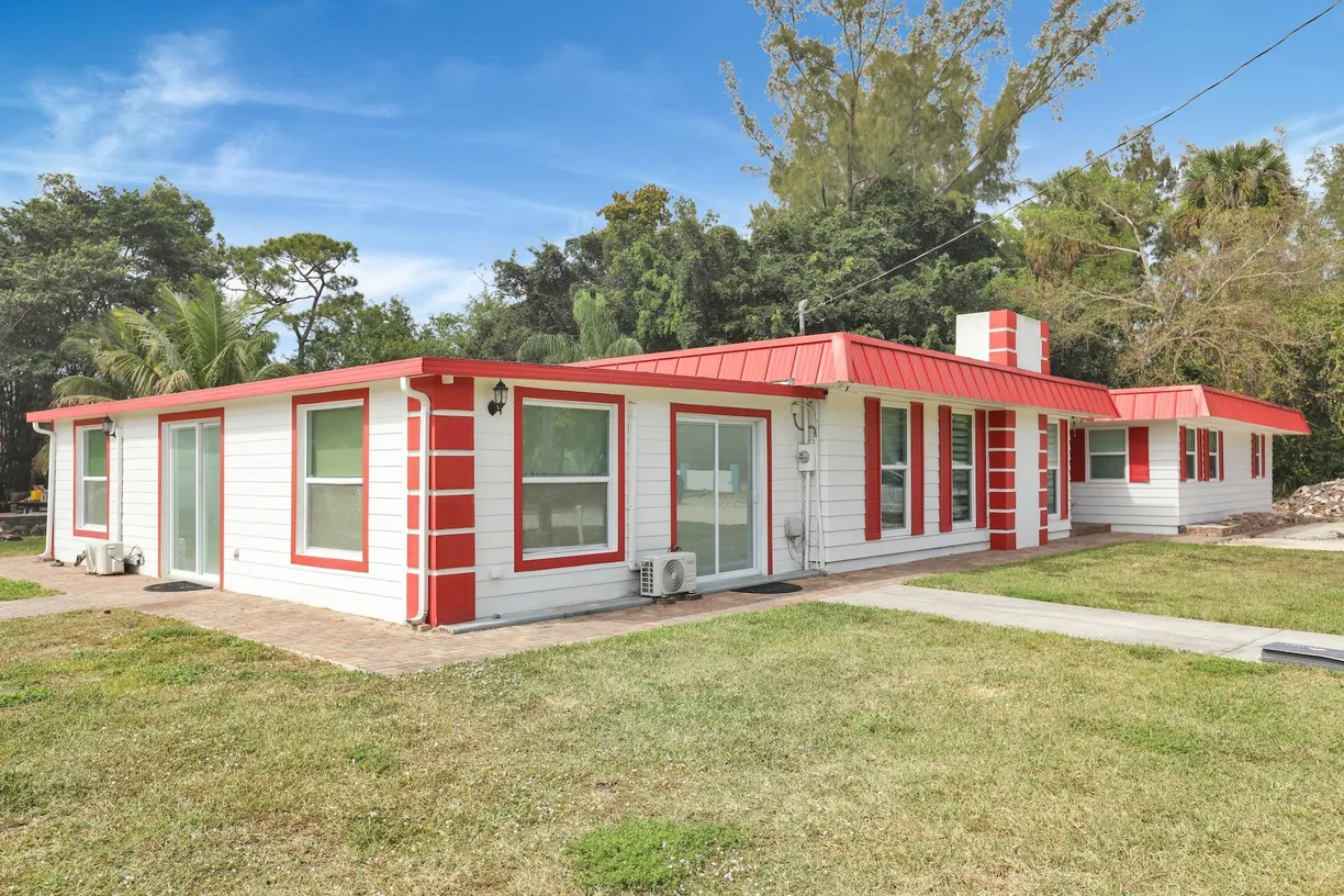 South Florida Real Estate | View 140 Possum Pass | 4 Beds, 3 Baths