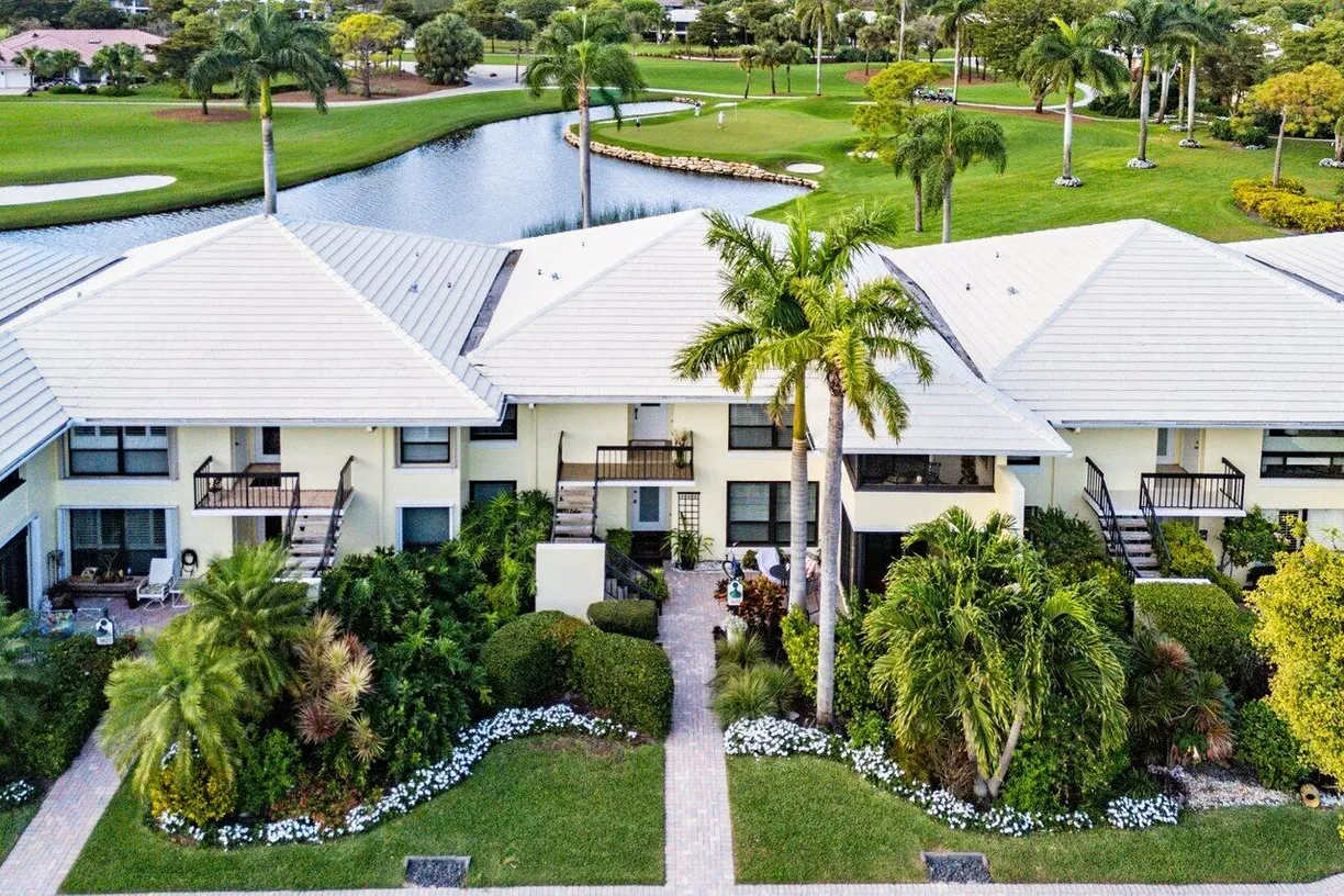 South Florida Real Estate | View 3633 Quail Ridge Drive, Bobwhite A | 3 Beds, 2 Baths