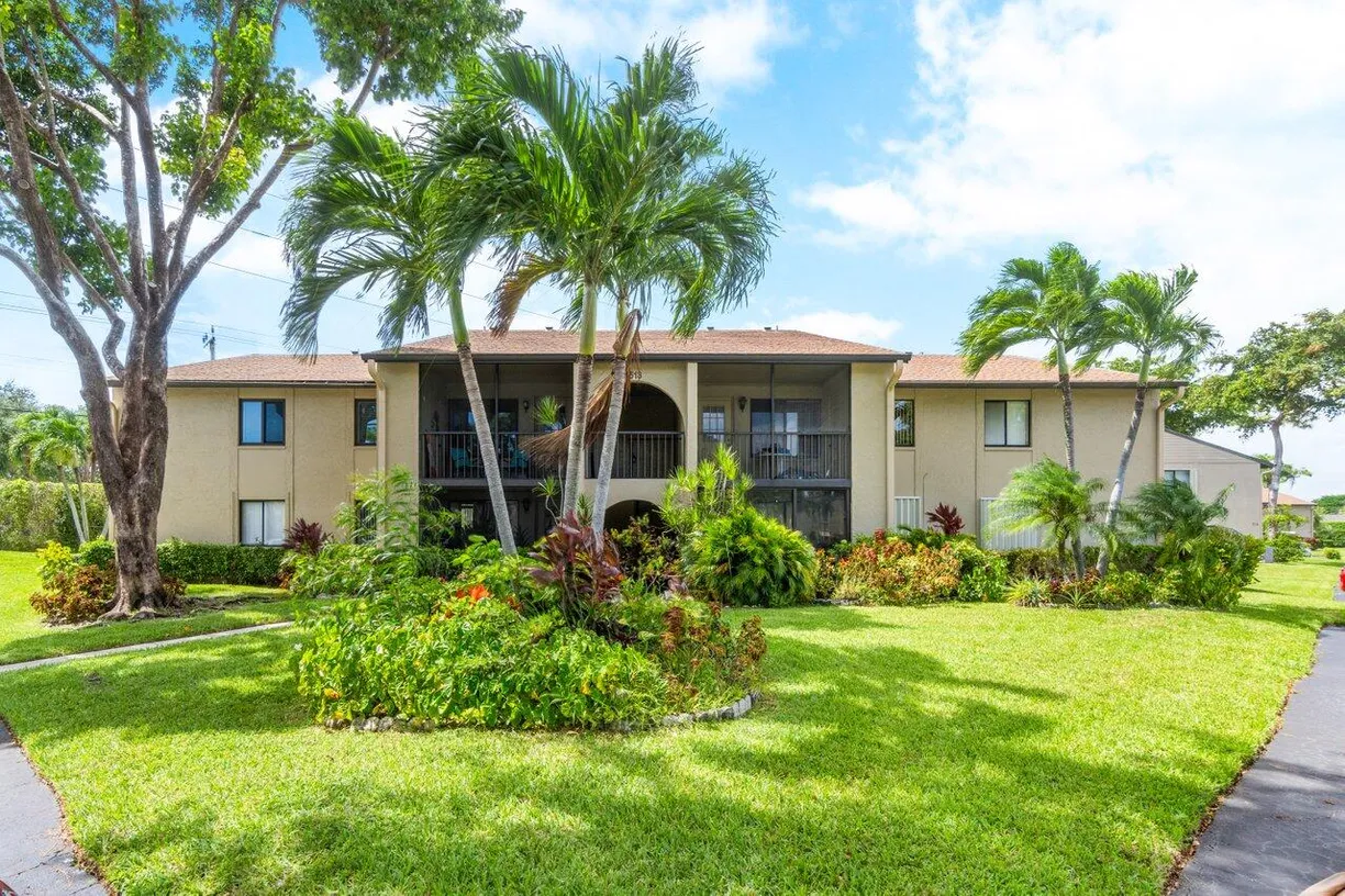 South Florida Real Estate | View 513 Shady Pine Way, C2 | 2 Beds, 2 Baths