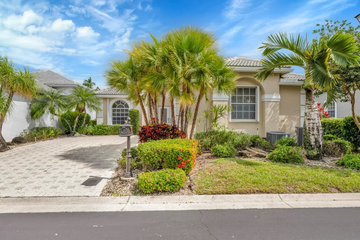 South Florida Real Estate | View 11914 Fountainside Circle | Listing
