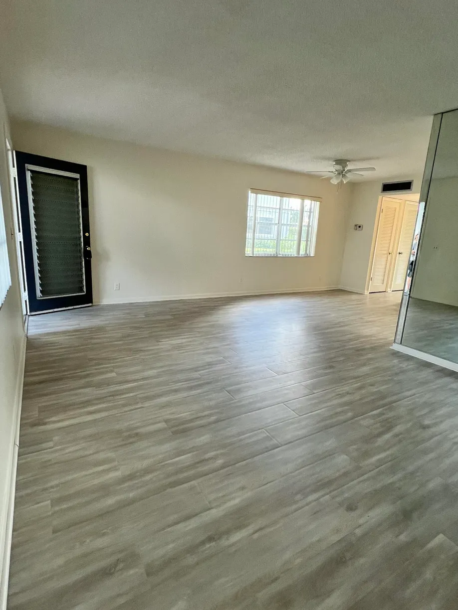 South Florida Real Estate | View 10 Burgundy A | Listing