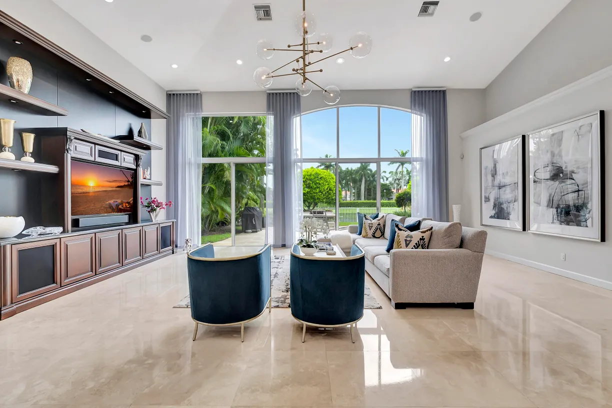 South Florida Real Estate | View 4085 Avalon Pointe Drive | 4 Beds, 4 Baths