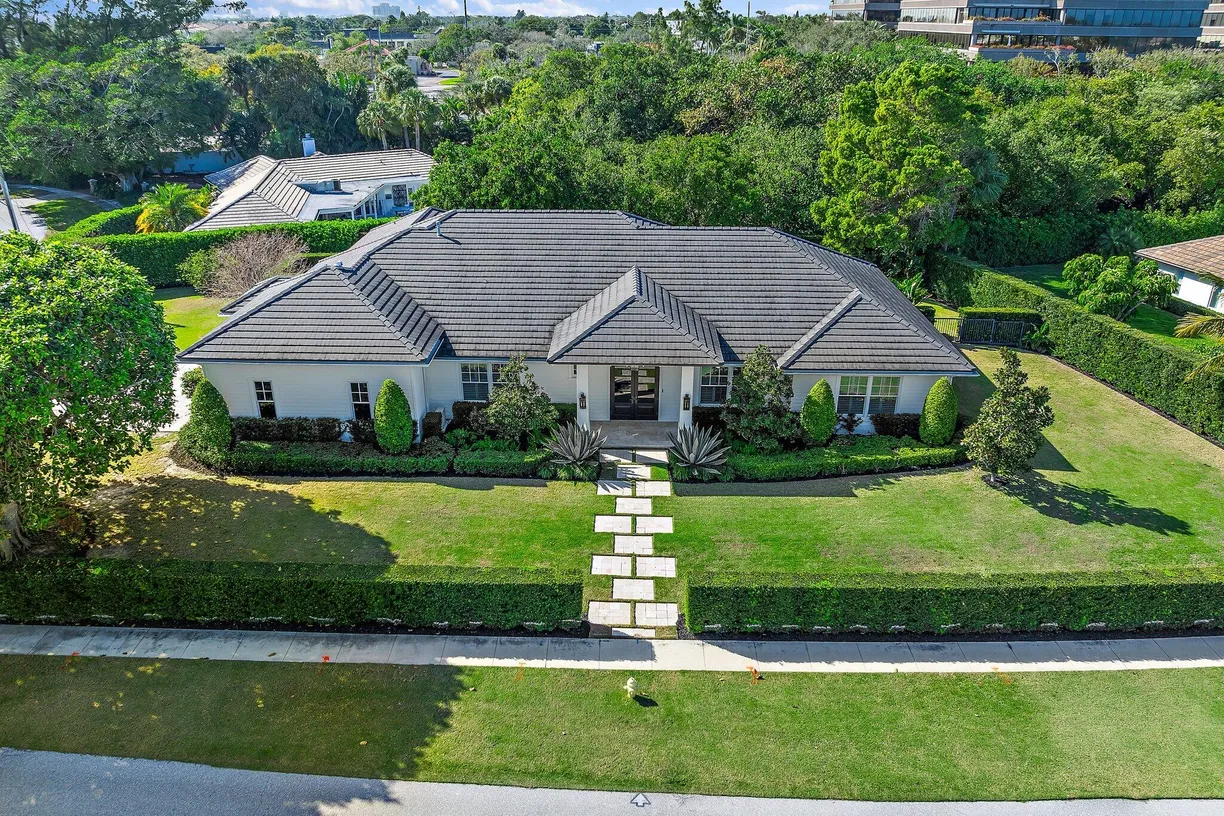 South Florida Real Estate | View 11763 Lake Shore Place | Listing