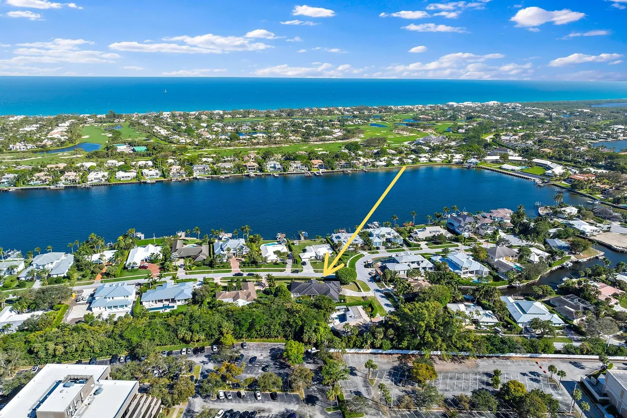 South Florida Real Estate | View 11763 Lake Shore Place | 4 Beds, 4 Baths