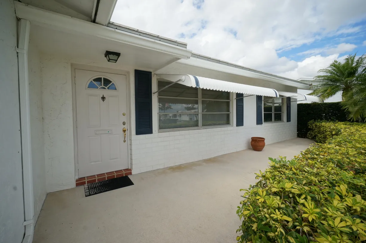 South Florida Real Estate | View 2103 SW 20th Circle | Listing
