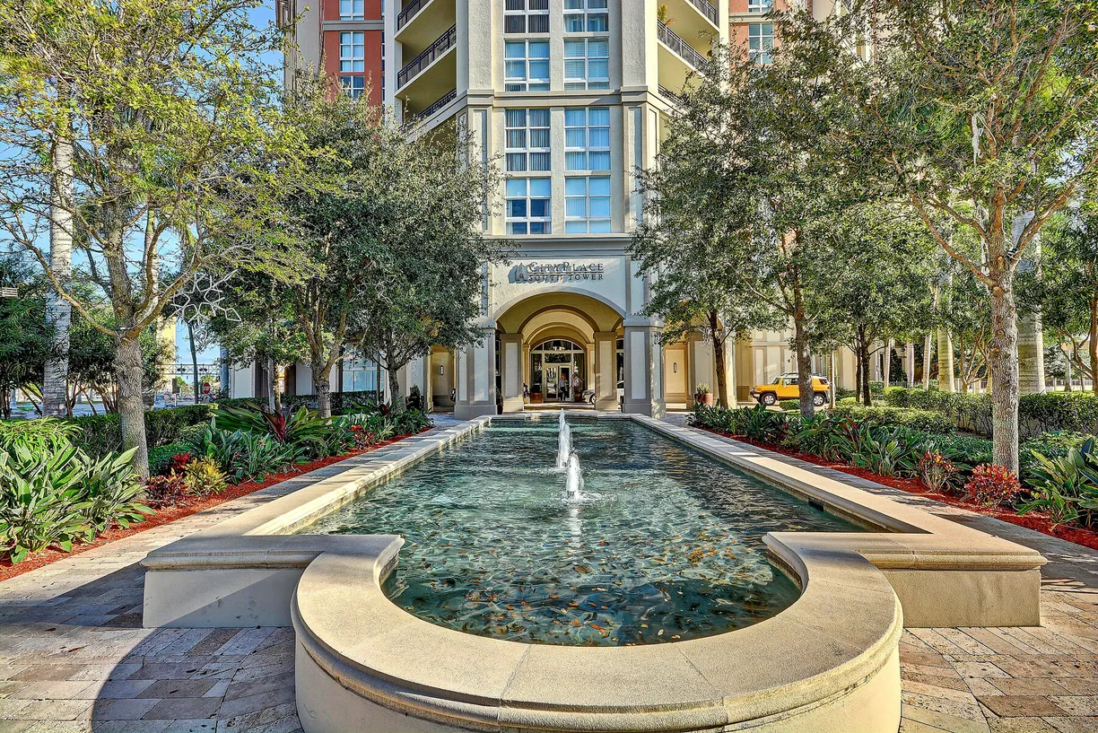 South Florida Real Estate | View 550 Okeechobee Boulevard, 1609 | 2 Beds, 2 Baths