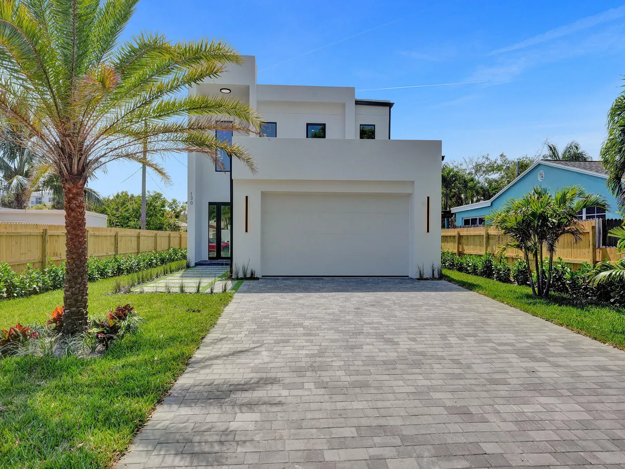South Florida Real Estate | View 130 E Hart Street | 4 Beds, 3 Baths