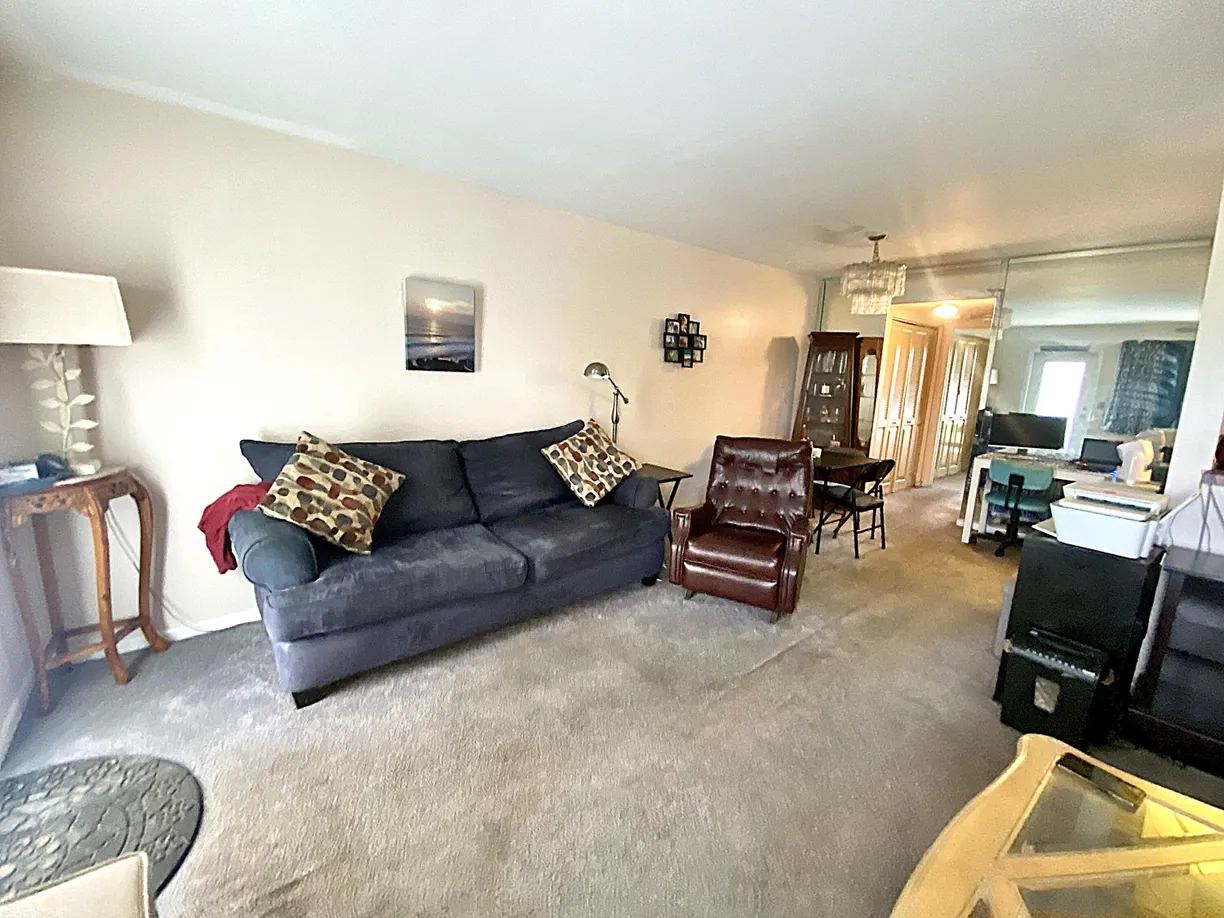 South Florida Real Estate | View 384 Tilford R | Listing