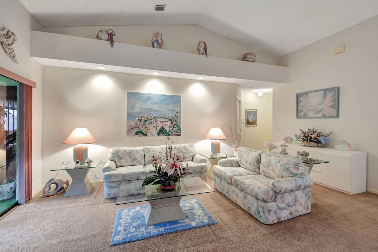 South Florida Real Estate | View 2507 Aspen Way | Listing