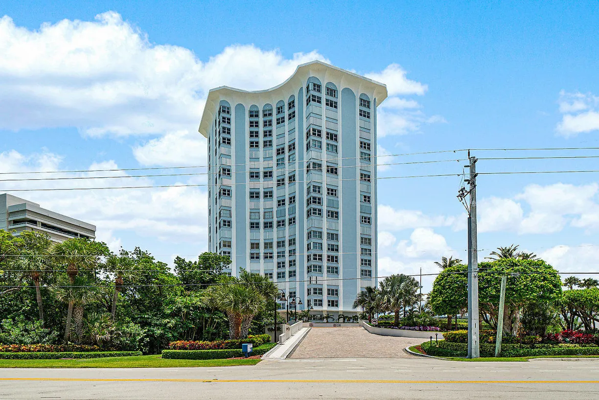 South Florida Real Estate | View 5200 N Ocean Drive, 1403 | 2 Beds, 2 Baths