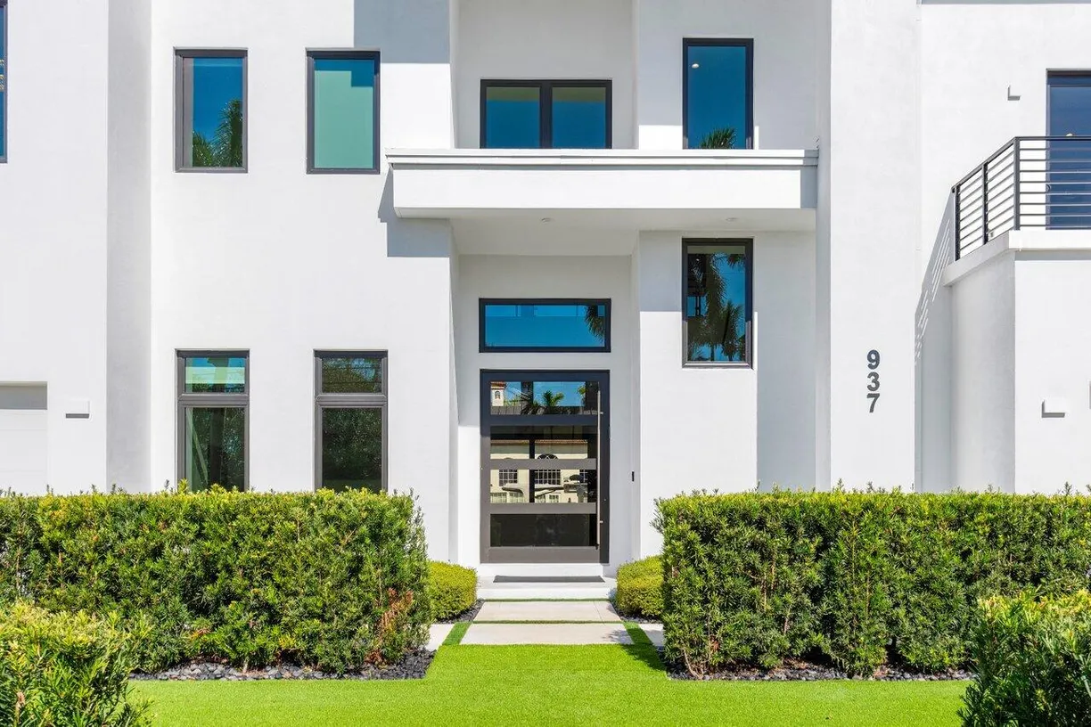 South Florida Real Estate | View 937 Cypress Drive | Listing