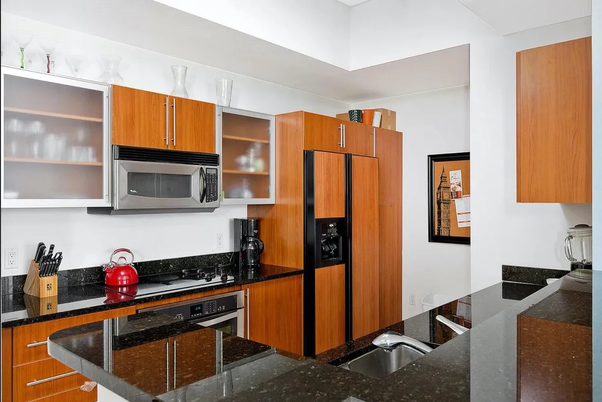 South Florida Real Estate | View 1551 N Flagler Dr Unit Drive, Uph 2 | Listing