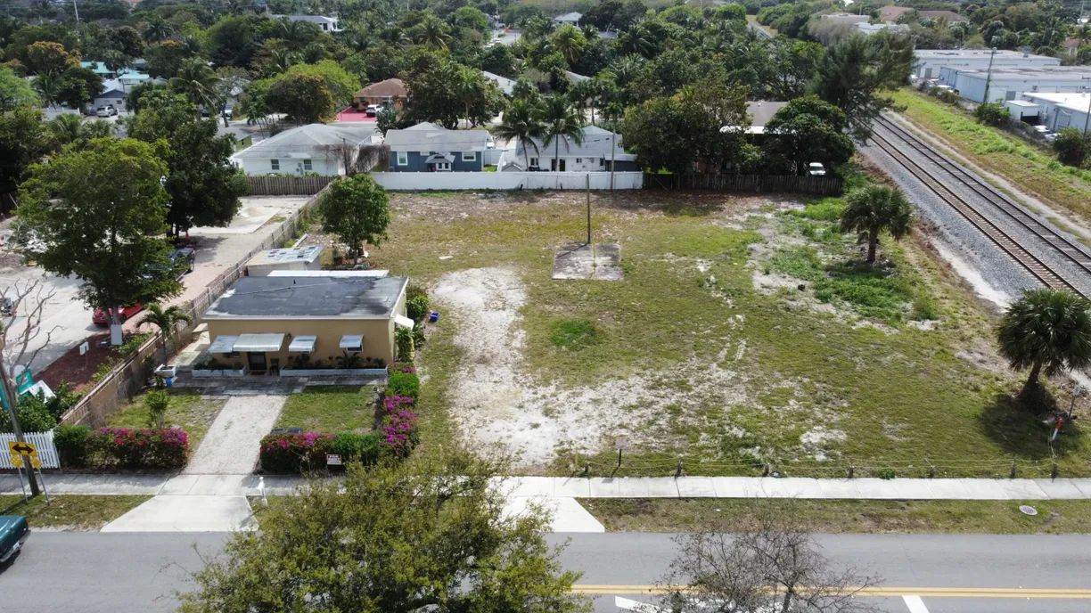 South Florida Real Estate | View 198 SE 4th Street | Listing