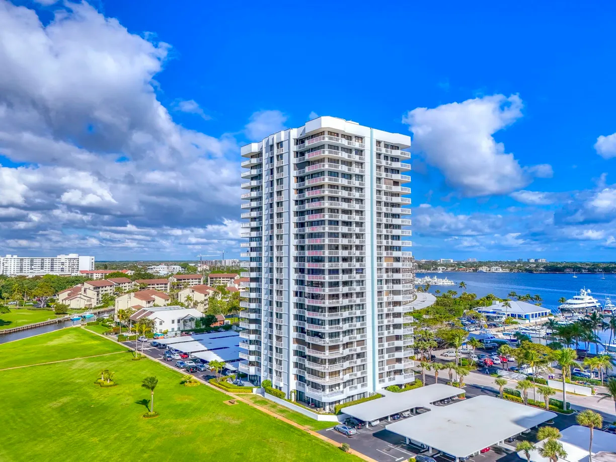 South Florida Real Estate | View 123 Lakeshore Drive, 745 | Listing