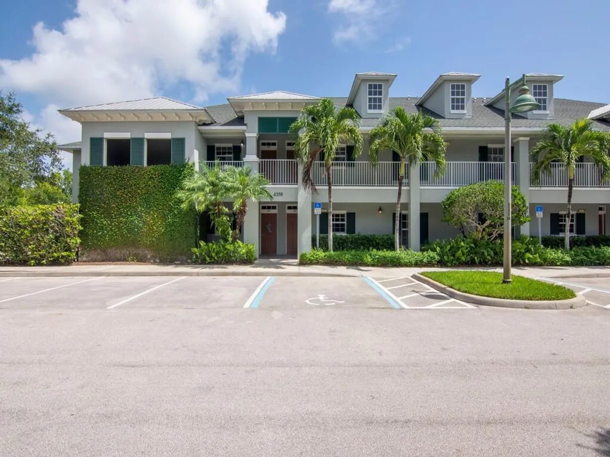 South Florida Real Estate | View 4350 Doubles Alley Drive, 102 | 2 Beds, 2 Baths