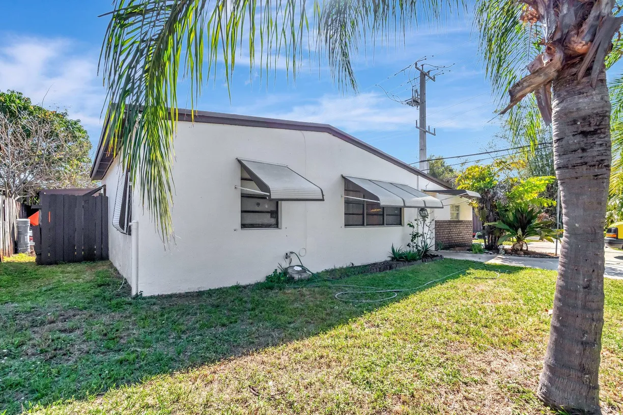 South Florida Real Estate | View 2931 French Avenue | Listing