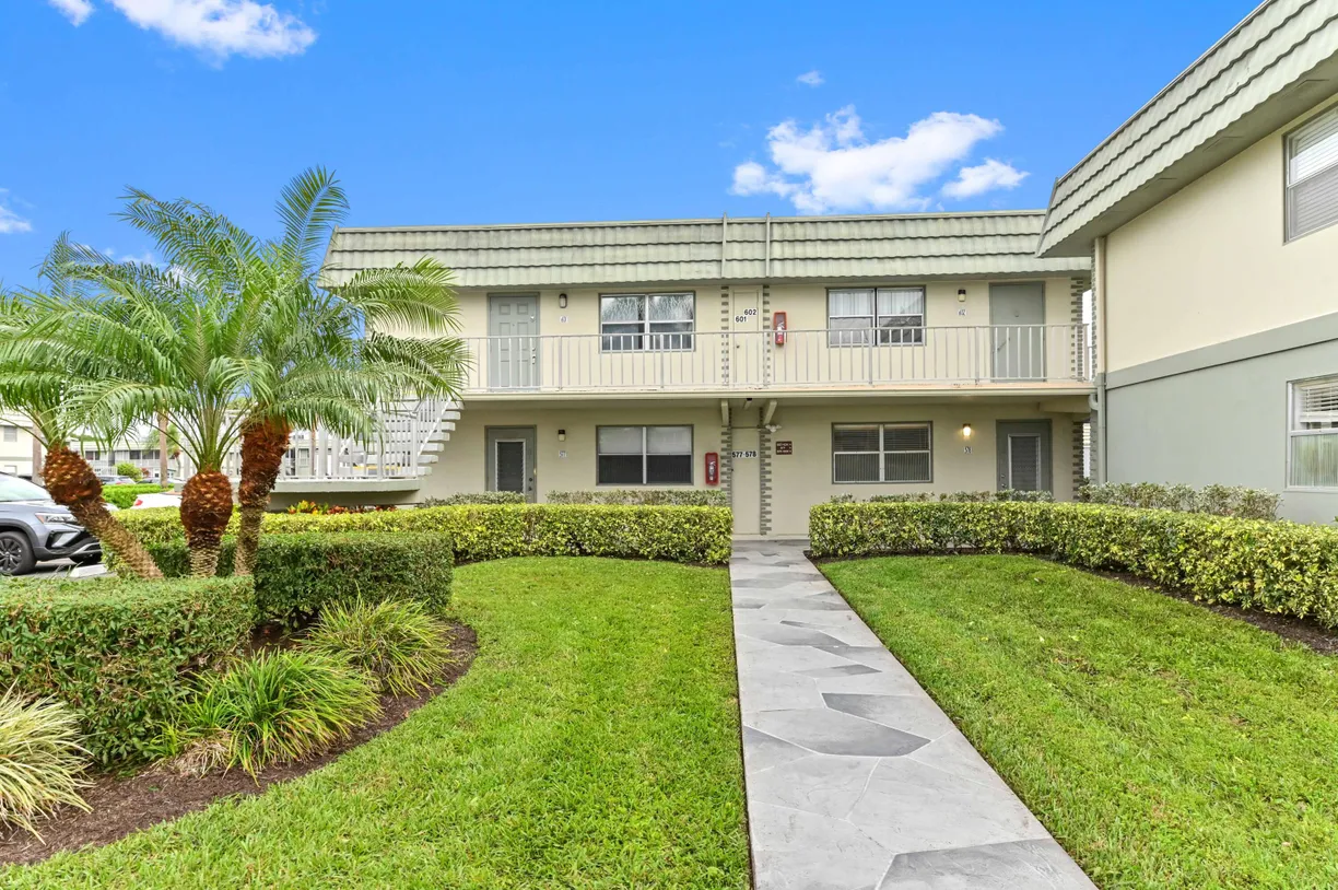 South Florida Real Estate | View 577 Monaco, M | 2 Beds, 2 Baths