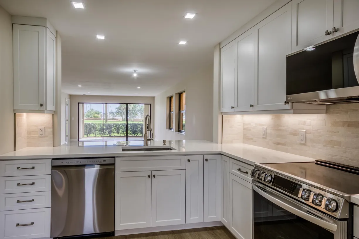 South Florida Real Estate | View 1030 Us Highway 1, 105 | Listing