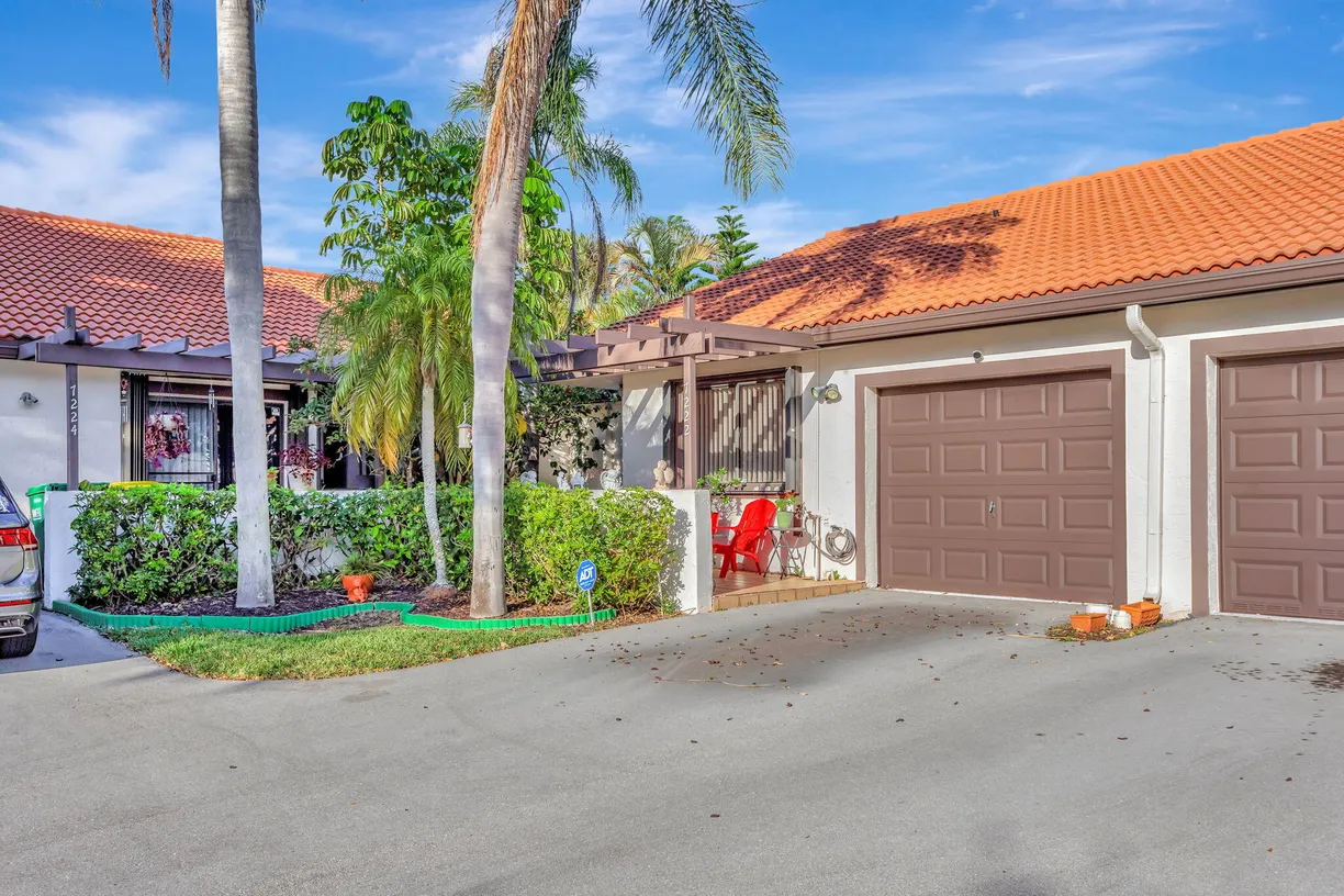 South Florida Real Estate | View 7222 Primrose Lane | Listing
