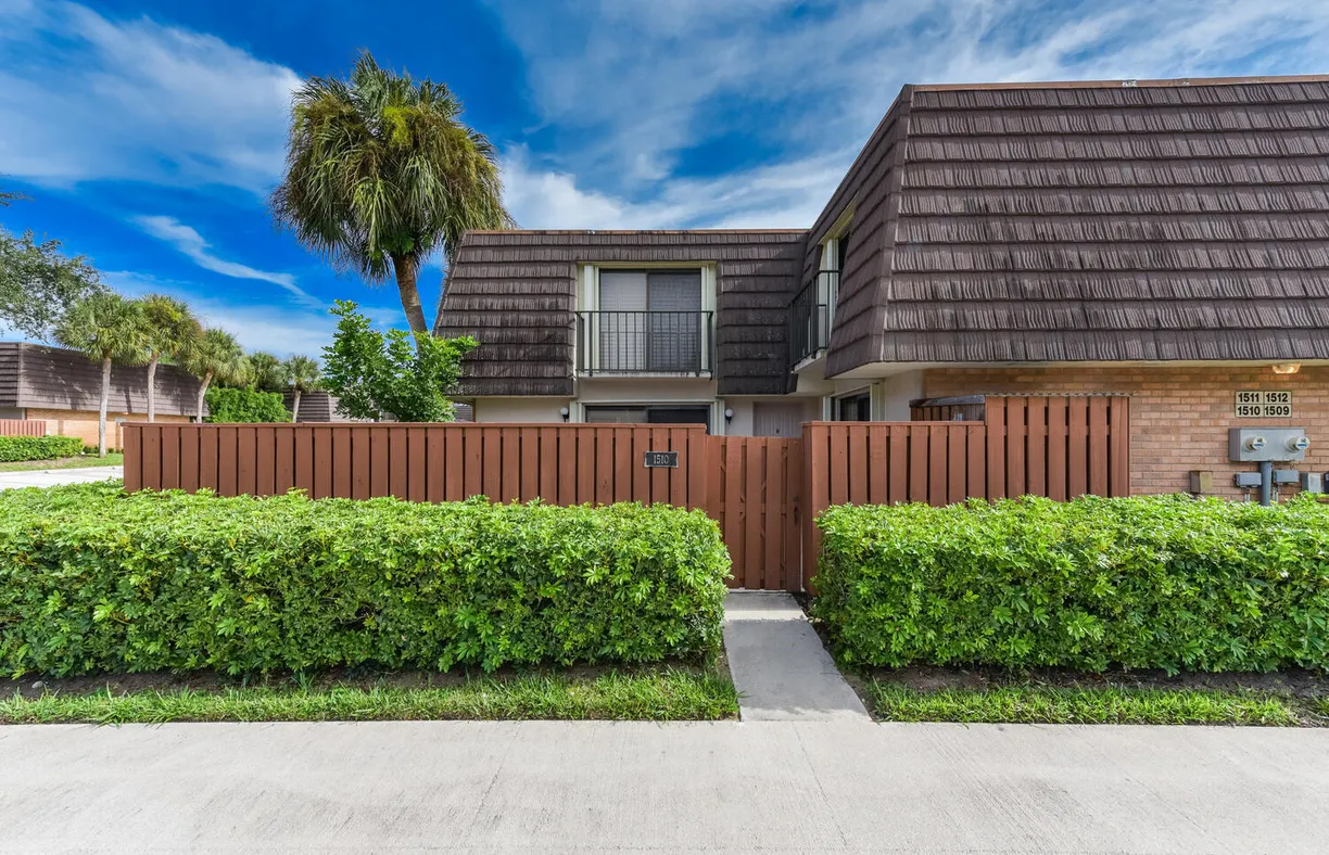 South Florida Real Estate | View 1510 15th Court | Listing
